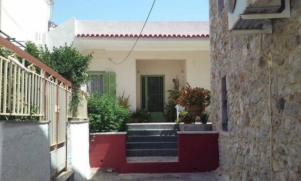 Danesi House Apartment Leonidio Exterior photo